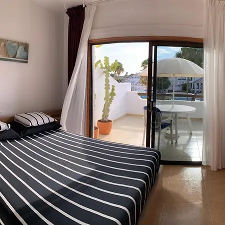 Bright With Pool In Tenerife South Appartement *